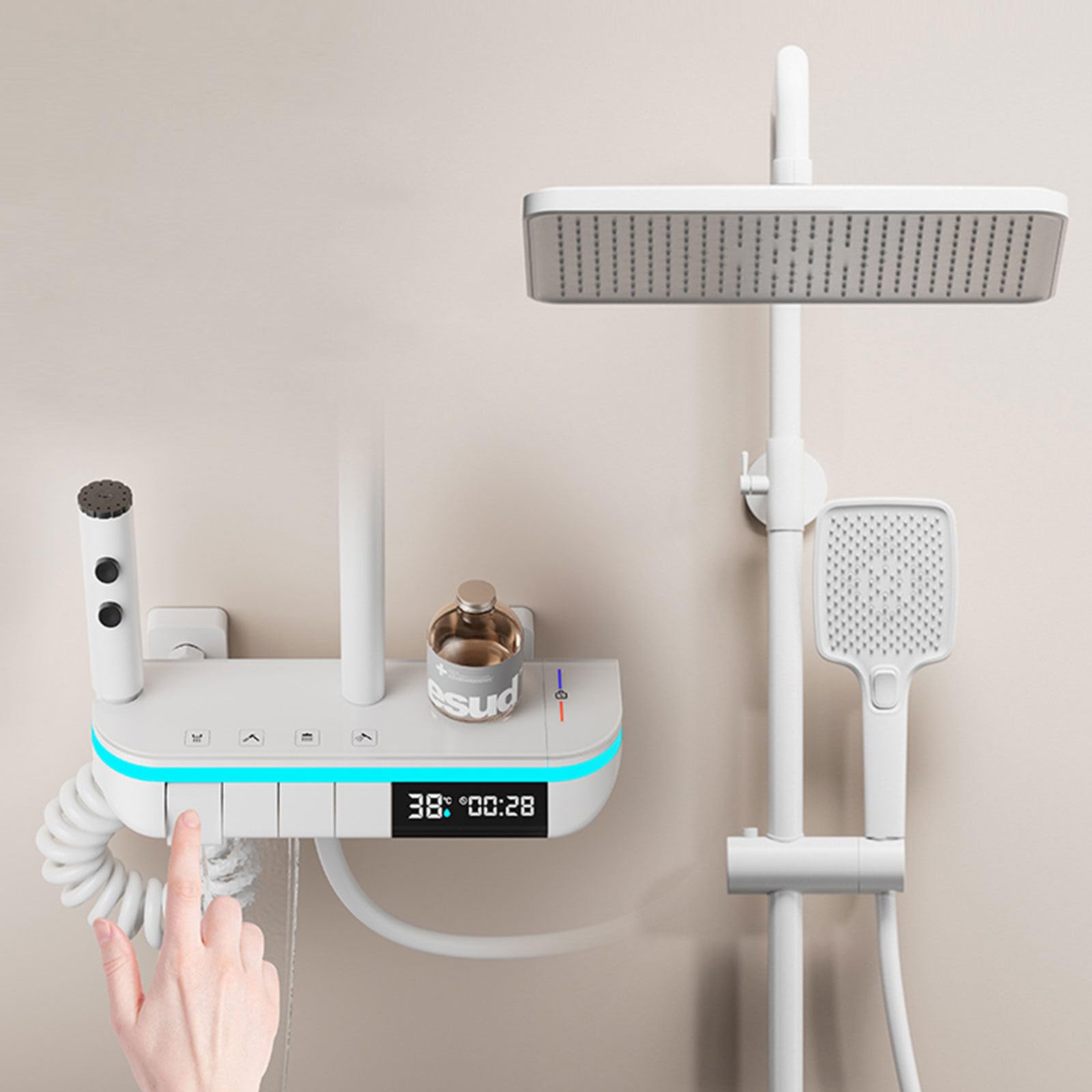 Pommeau de douche à effet pluie avec lumière ambiante pour une thalasso à la maison
