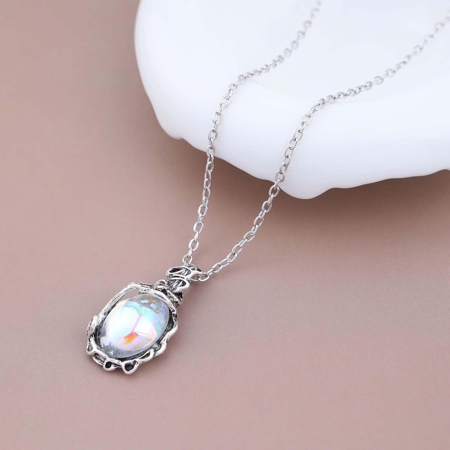 Bohemia Oval Moonstone Necklace Choker Silver Gemstone Necklace Chain Moonstone Pendant Necklace Oval Stone Chain Necklace Jewelry for Women - Image 4