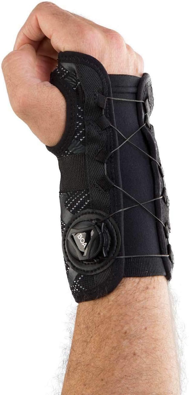DonJoy Performance Bionic Reel-Adjust Wrist Brace (Right/Medium/Large)