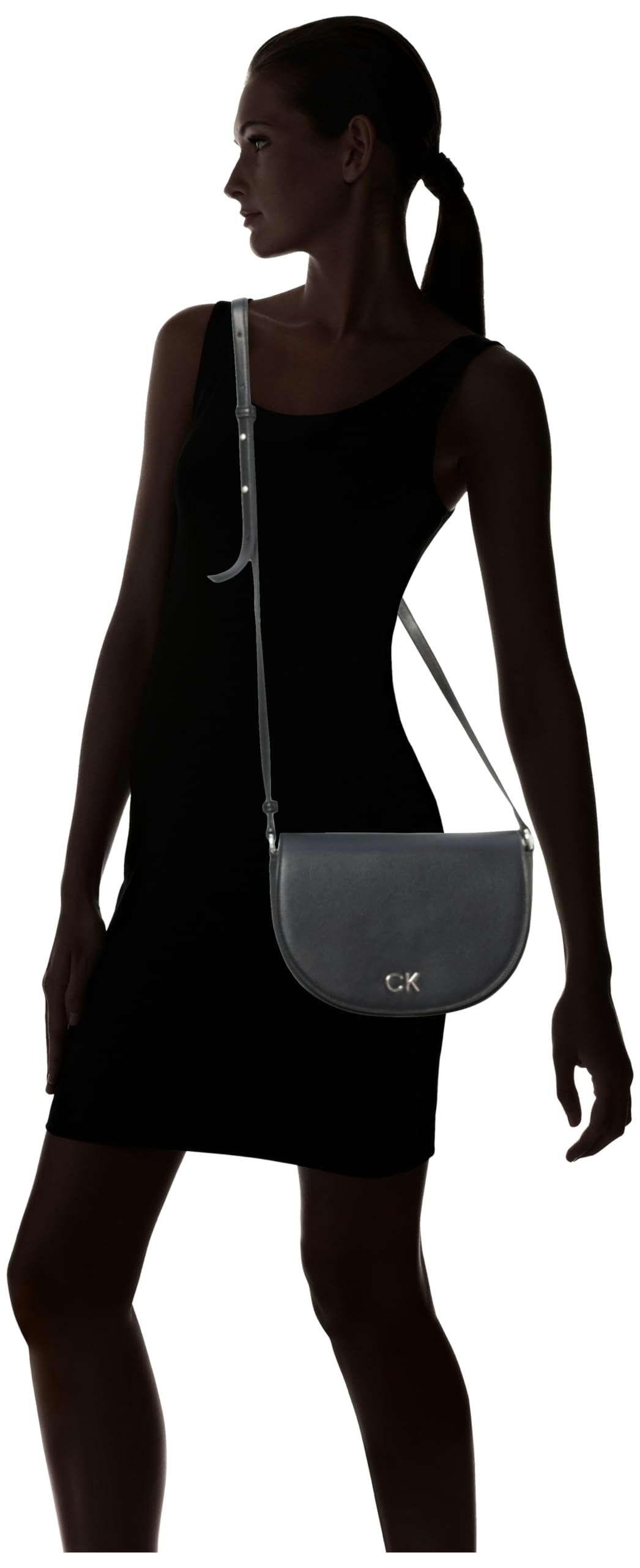 Calvin Klein Bolso Bandolera para Mujer Ck Daily Saddle Bag Pebble Pequeño, Negro (Ck Black), Talla única