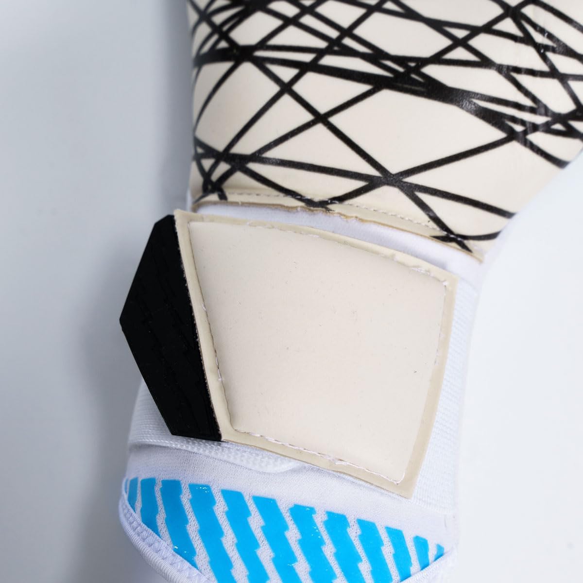 uhlsport CYBERTEC ULTRAGRIP HN Goalkeeper Gloves Size