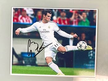 Amazon.co.jp: ガレス・ベイル…直筆サイン入り超 大型写真… Z : おもちゃ