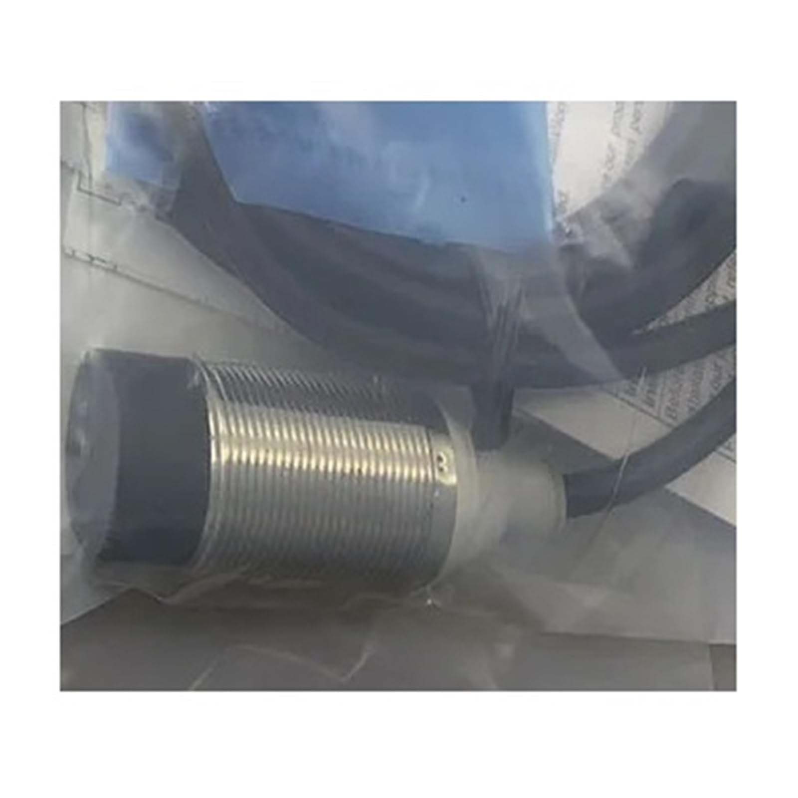 Interrupteur de proximité E2B-M18LS08-WZ-B1 inductif PNP NO cylindre