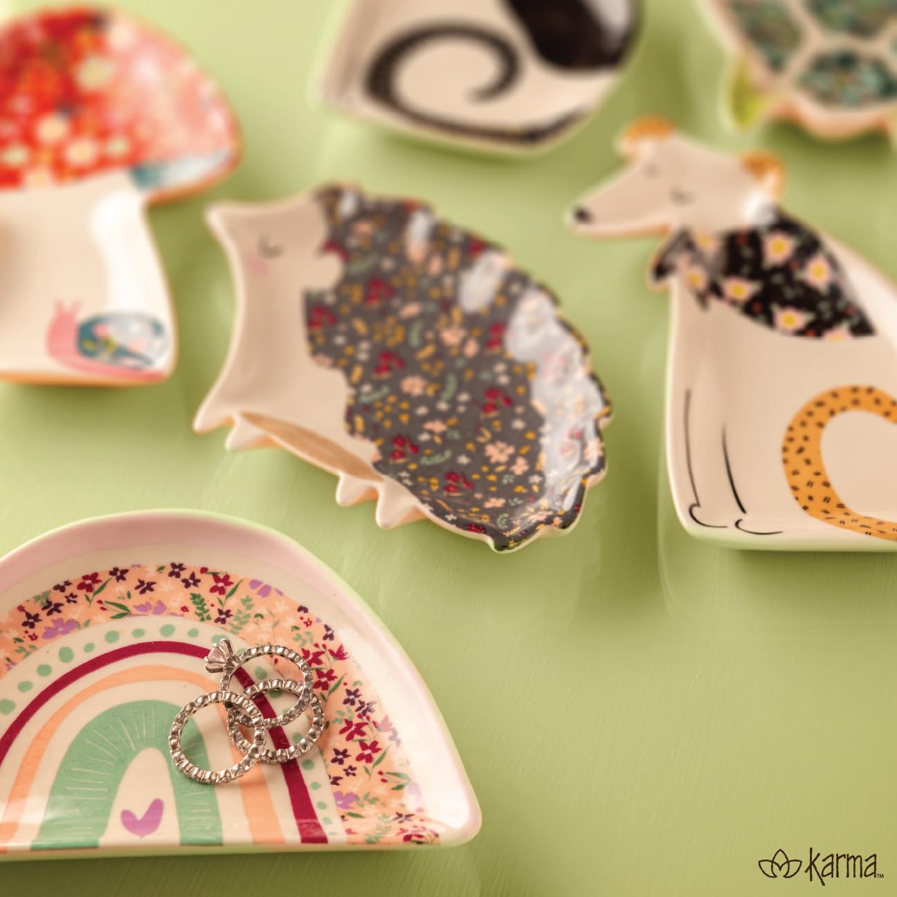 Karma, Calico Schmucktablett, Keramik-Schmuckschale, geformtes Schmucktablett, dekorative Keramik-Schale, Schmuckschale für Ringe, Herz