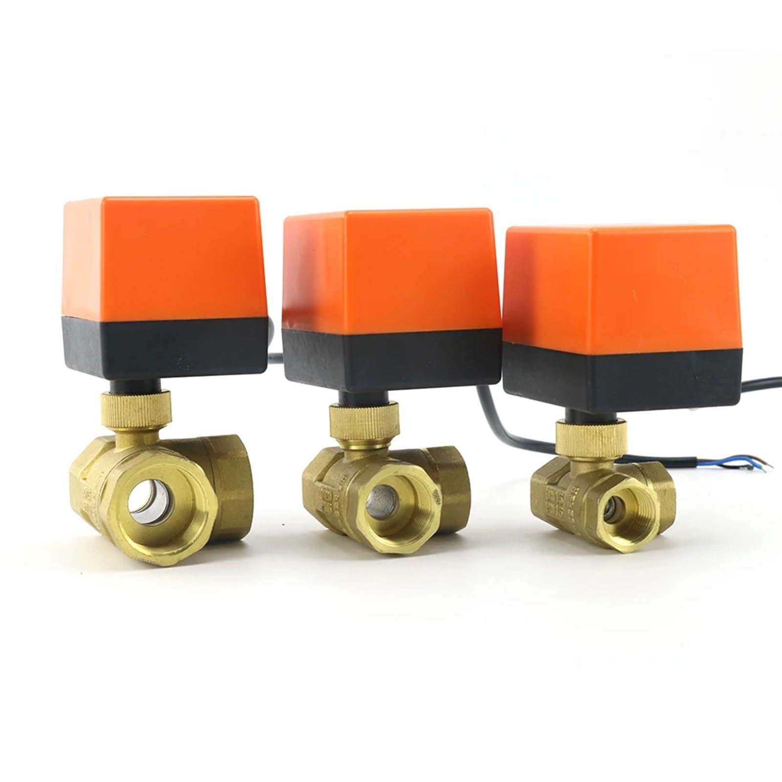 Vanne sphérique électrique DN32 pour automatiser un circuit de chauffage à 3 voies en laiton