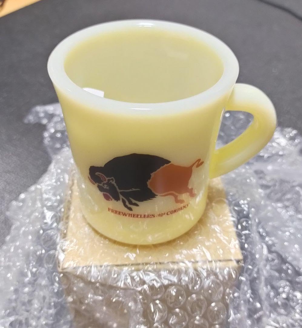 岡歩さん 岡モータース カラフルな顔デザインの陶器カップ 岡 歩 （岡