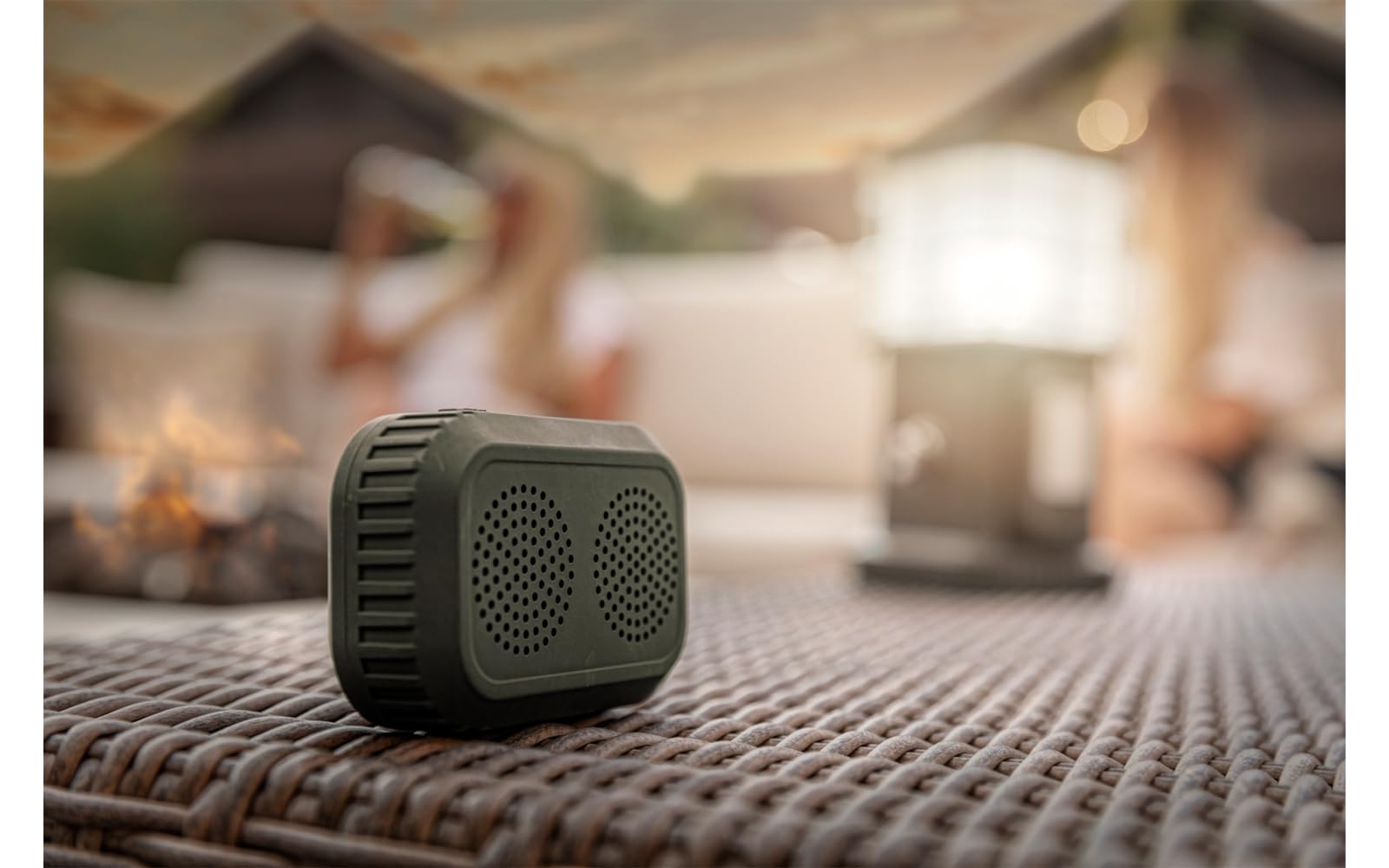 BERGER Samar Campinglaterne | Campinglampe mit Powerbank & Bluetooth Lautsprecher | aufladbare Lampe Campingleuchte ohne Strom mit Akku & USB Kabel | Camping Laterne für Outdoor Zelt Stromausfall