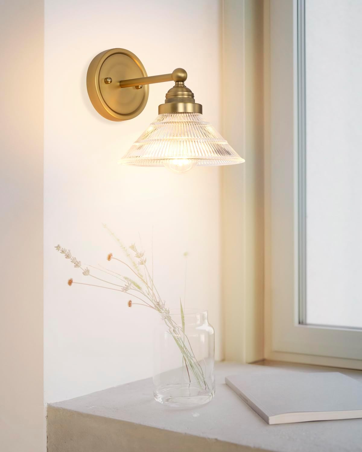 Vintage 1-Light Wall Sconce with Clear Ribbed Glass Shade, Industrial Hardwired Wall Light Fixture for Bedside Living Room Vanity Bathroom Hallway