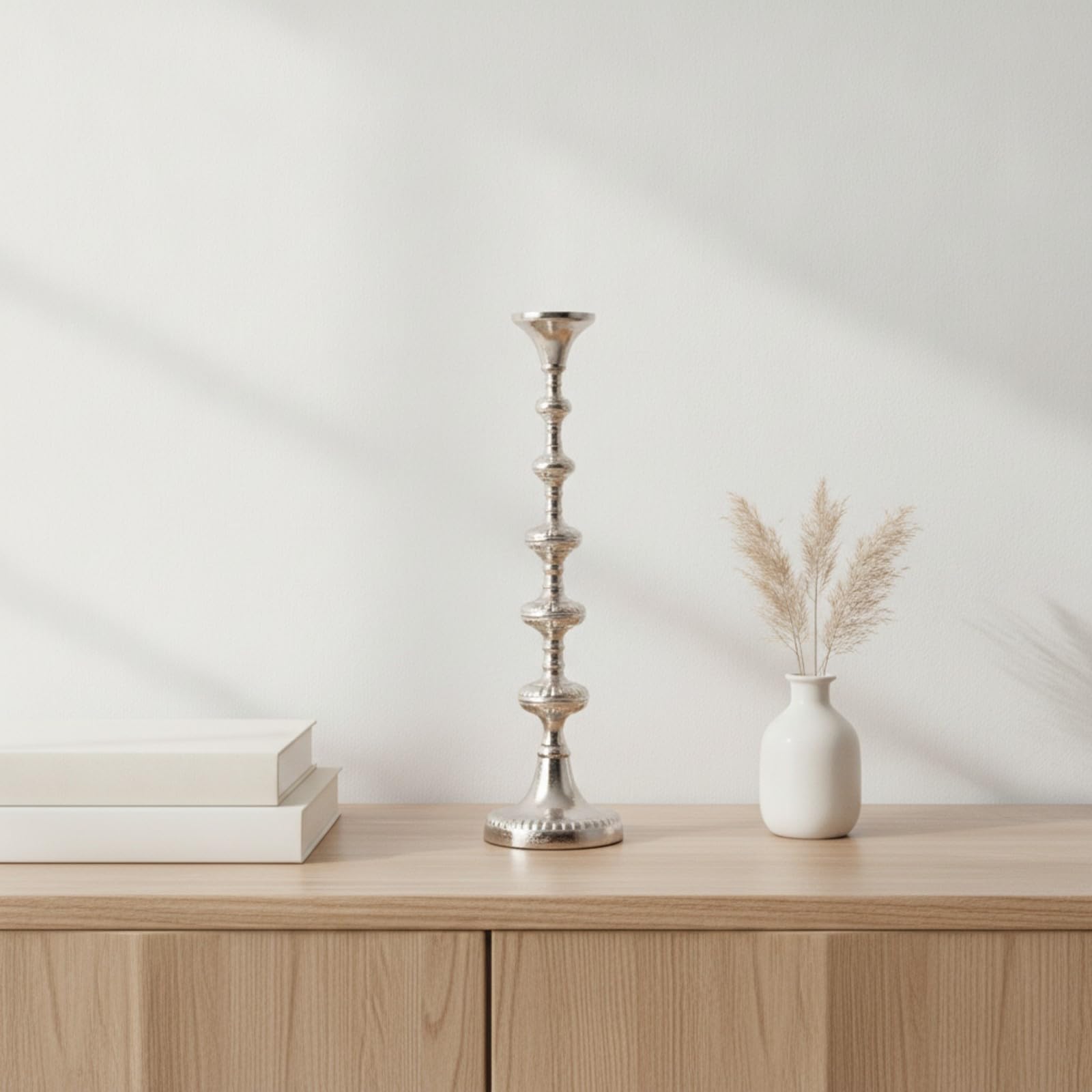 Candelabro in Alluminio Scultoreo