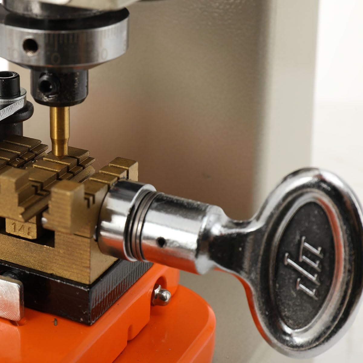 Copiatrice per Chiavi Duplicatore Verticale per Taglio Chiavi Porta e Auto, Macchina Copia Automatica per Fabbro, Strumento Universale per Duplicare Serrature