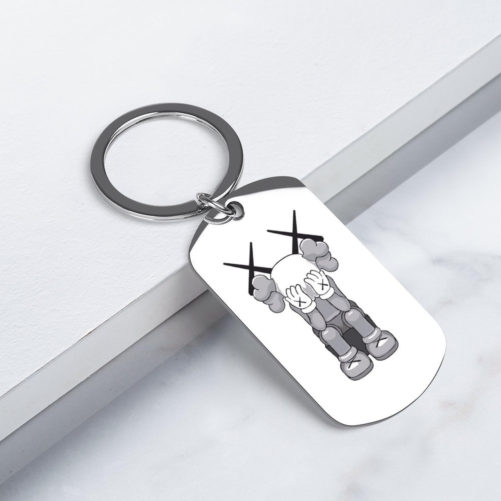 Amazon.co.jp: キーホルダー KAWS カウズ キーリング 鍵入れ