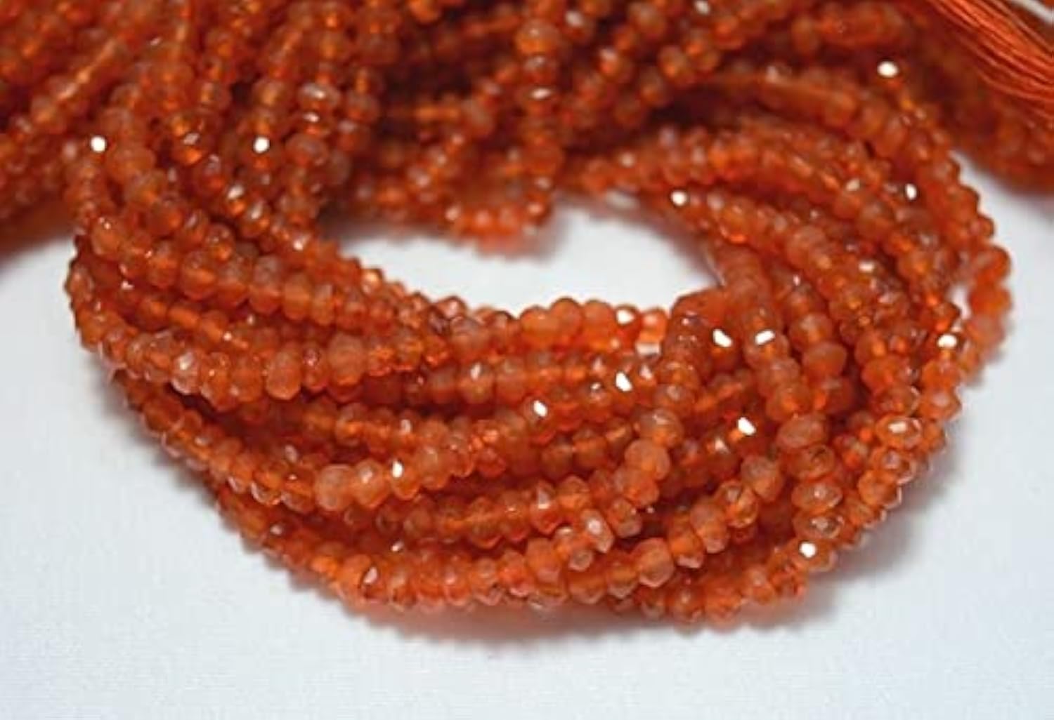Gemstone for jewelry carnelian beads facettées de 4mm pour accessoires fins