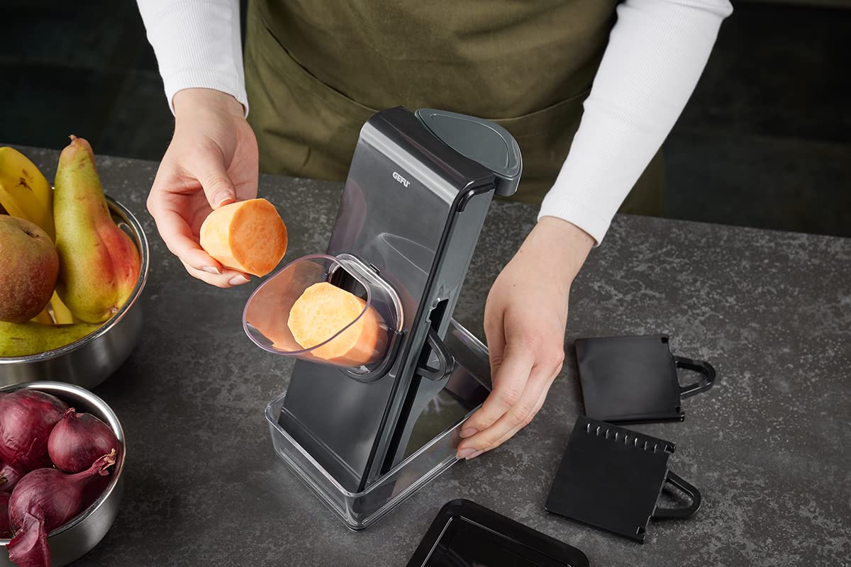 GEFU Gemüsehobel STANDO - Profi Mandoline für Scheiben & Julienne