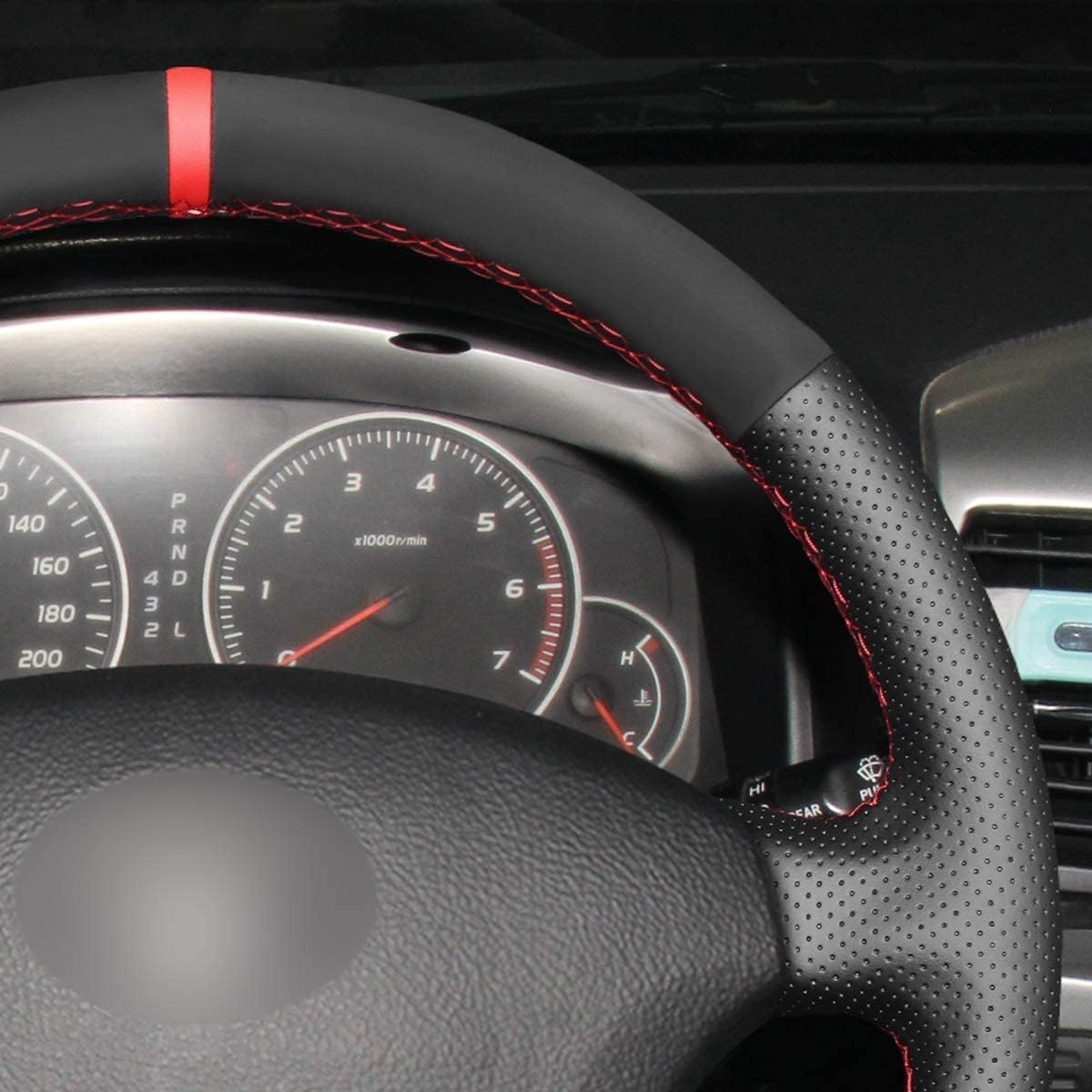 Custom Fit Hand Stiched OEM Real Leather Suede Carbon Fiber Car Steering Wheel Cover for Toyota Land Cruiser 2003 2004 2005 2006 2007 Interior Parts Accessories