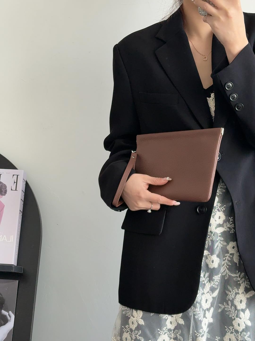 Genuine Leather Wristlet Cowhide Clutch No-Zipper Elastic Grip Bag for Women Men