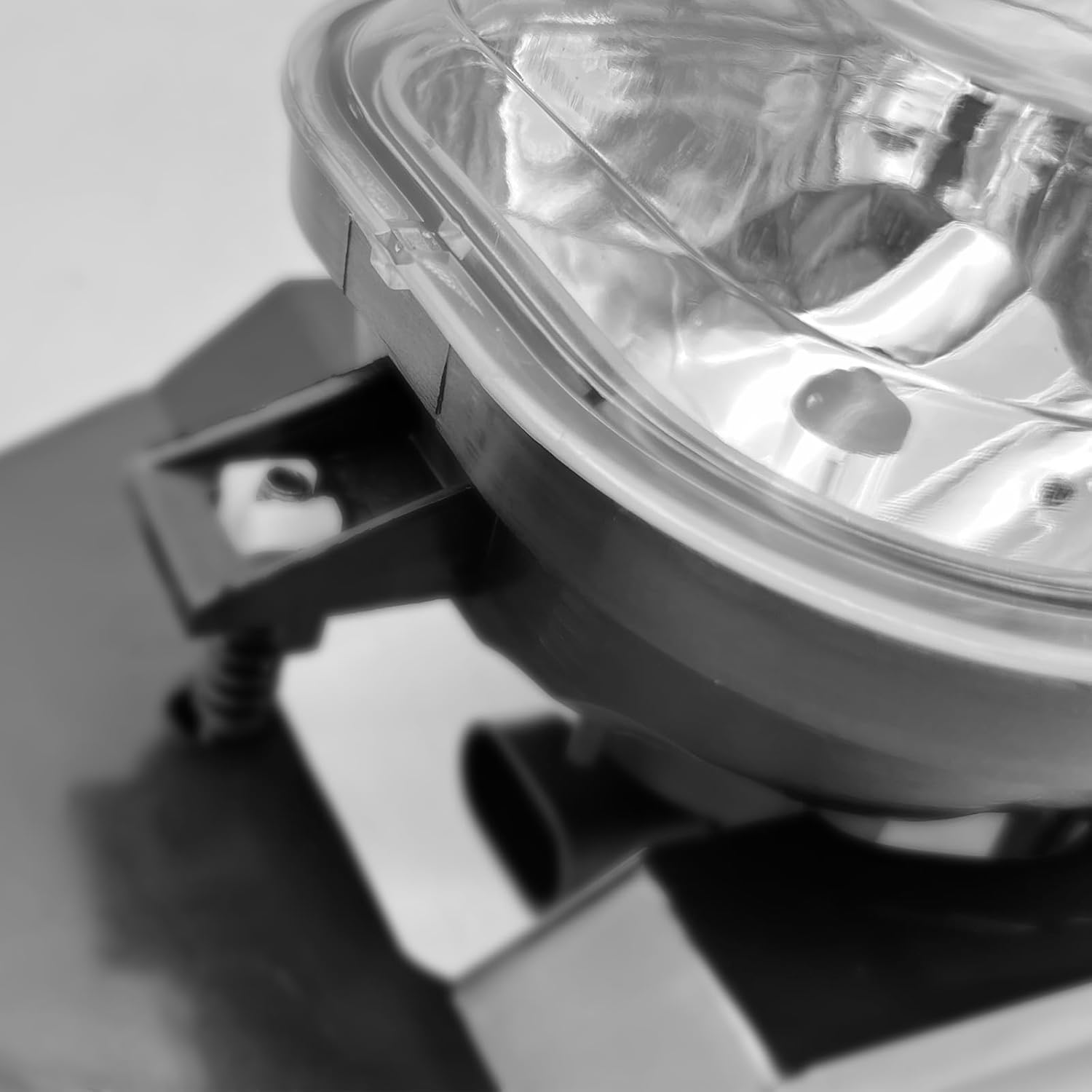WILD BEAR Fog Lights Replacement for 1999-2004 Ford F250 F350 F450 F550(Super Duty), 2001-2004 Ford Excursion Fog Lamps with H10 12V 42W Halogen Bulbs