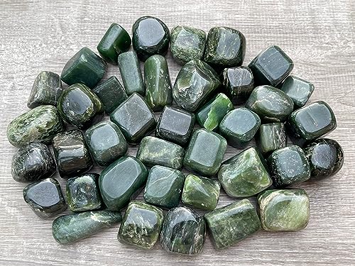 Image of GAF TREASURES 1 /2 LB Nephrite Jade Tumbled Stones, Polished Nephrite Jade Gemstone, Nephrite Jade Healing Crystals (Nephrite Jade)