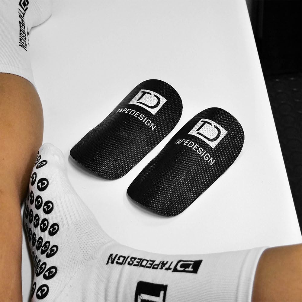 TAPEDESIGN® - Performance Shinguards 2.0 (Black Edition) ochraniacze piszczeli, piłka nożna, dla mężczyzn i kobiet, dzieci, czarne ochraniacze na golenie piłki nożnej, indywidualnie dopasowane,