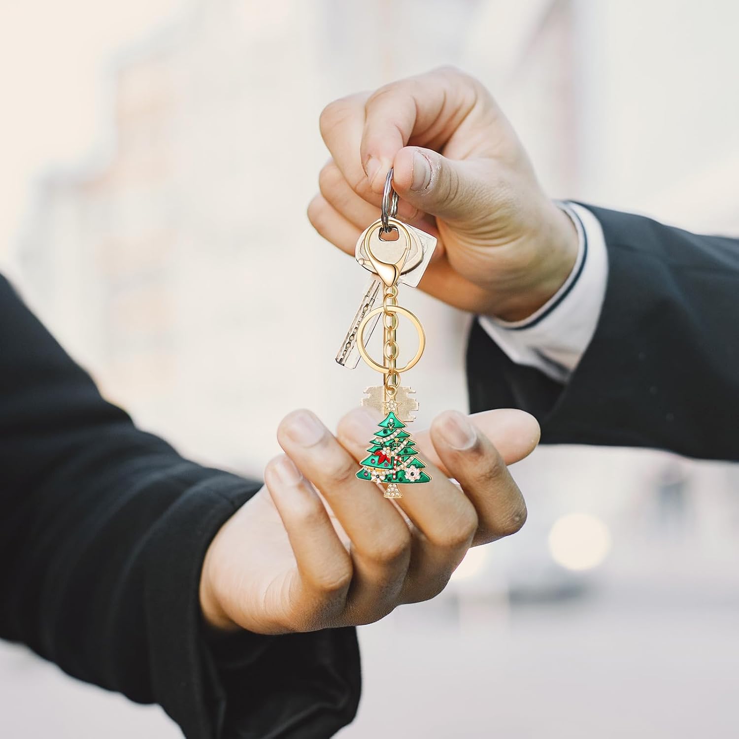 Christmas Tree Rhinestone Keychain, Dainty Christmas Keychains, Metal Christmases Keychains for Women Bag Charms, Christmases Gift for Girl Woman Lady - Image 5