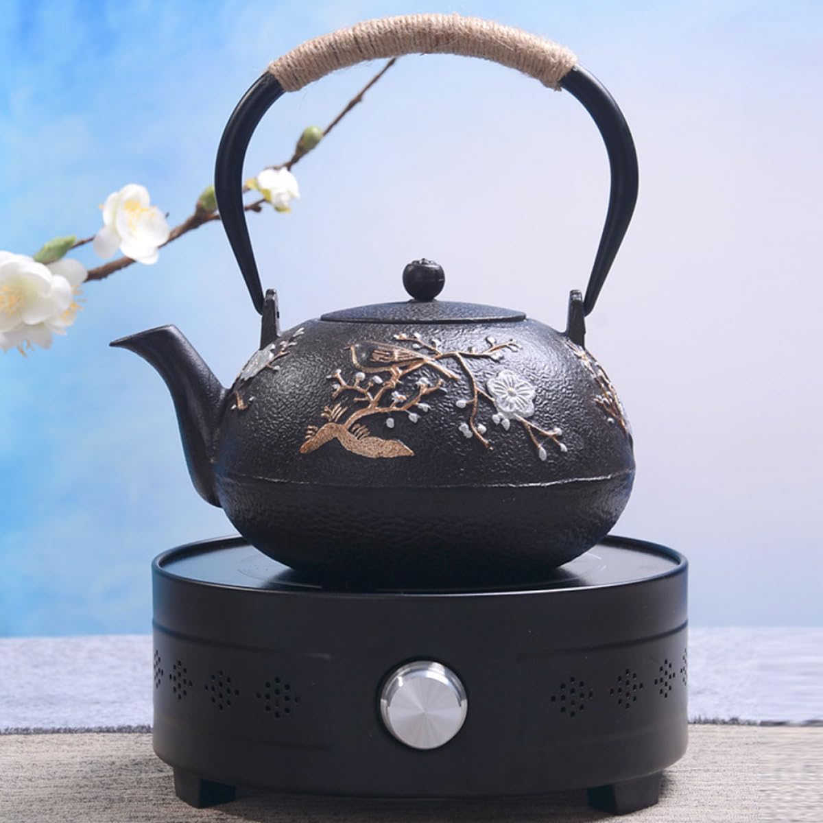 DOITOOL Tetera de Hierro Fundido Tetsubin Pequeña Infusor y Asa Antiquemaduras Tetera Retro para Hogar y Oficina Conservación de Calor para Preparar Té Uso Interior y Exterior