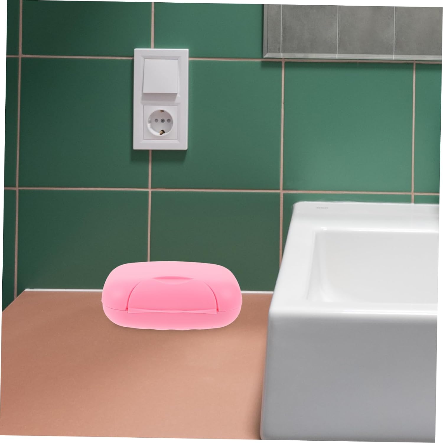 Cabilock Portable Large Soap Box with Lock Leakproof Soap Holder Container for Travel Hiking Camping Lightweight Sealed Case Pink