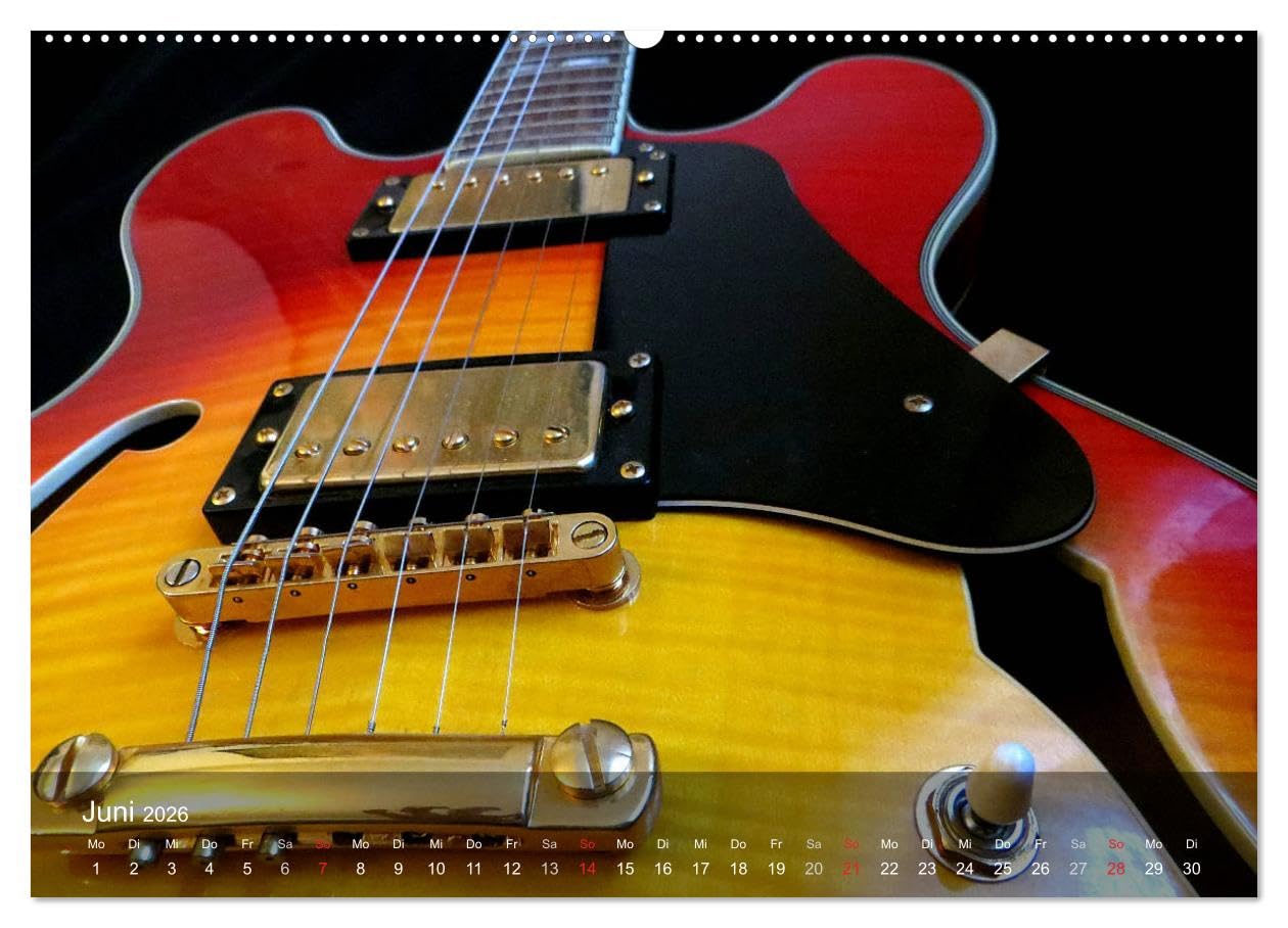 SAITENSPIELE (hochwertiger Premium Wandkalender 2026 DIN A2 quer), Kunstdruck in Hochglanz: Elektrische Gitarren präsentieren sich aus unterschiedlichen Blickwinkeln. (CALVENDO Kunst)