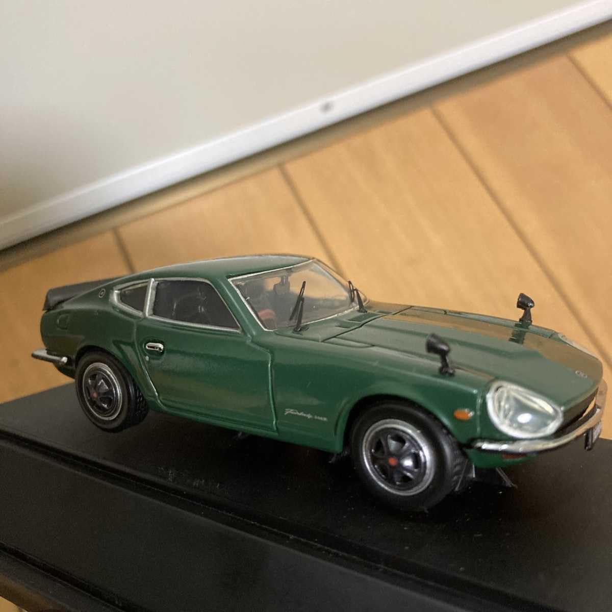 Amazon.co.jp: エブロ 1/43 日産 日産 フェアレディZ S30Z ミニカー 