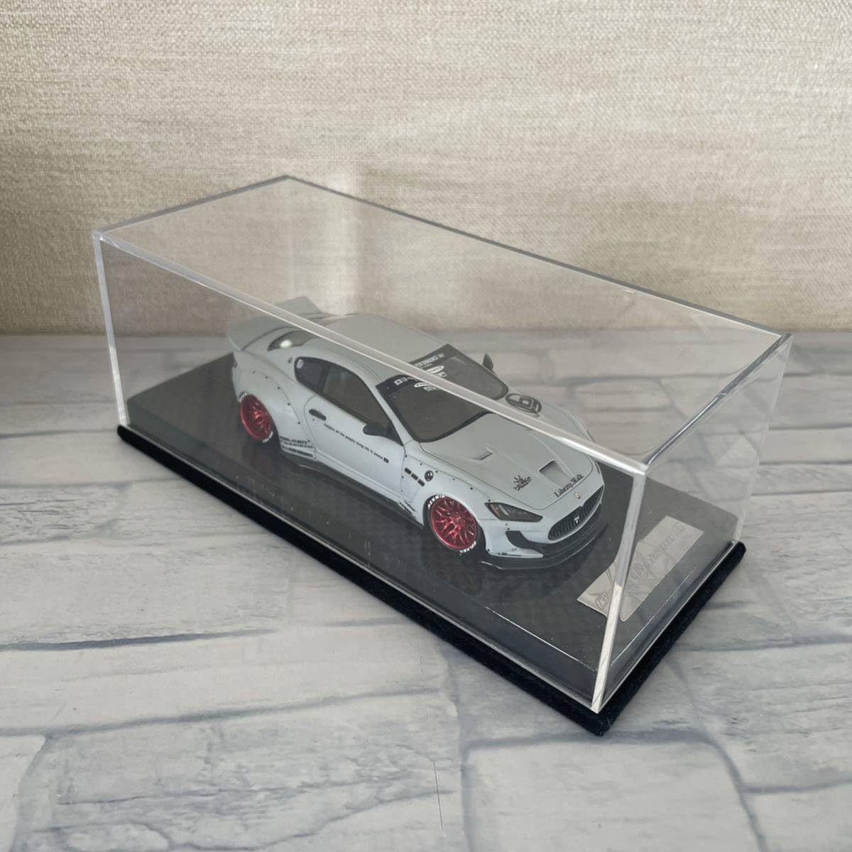 1/43 LBWK リバティーウォーク マセラティ グラントゥーリズモ