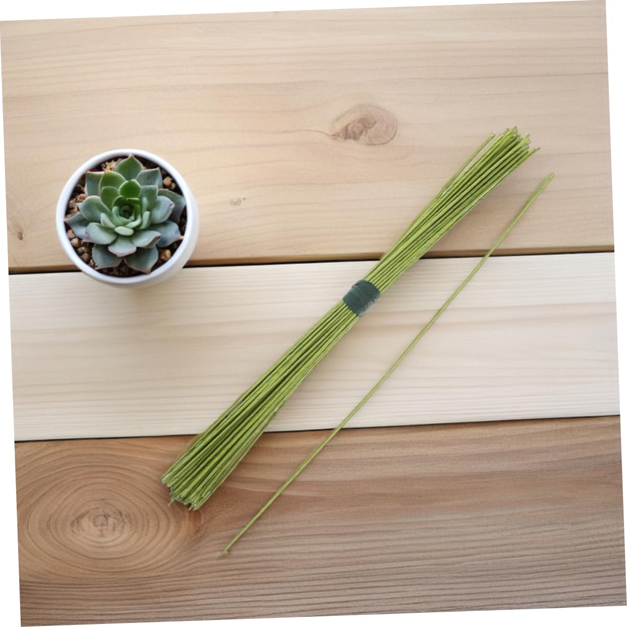 50PCS Green Floral Stem Wire Set Flexible Paper Wrapped Wire for Artificial Flower Arrangement DIY Projects and Home Decoration