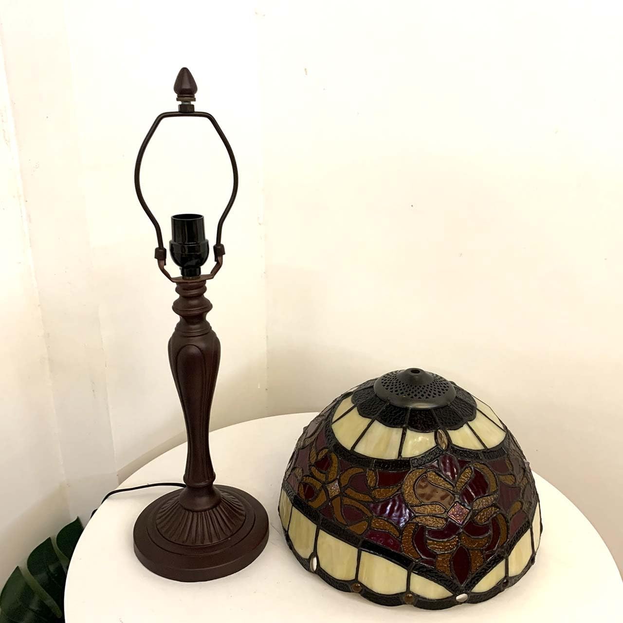 Bieye L30869 Barokowa lampa stołowa w stylu Tiffany, witraż, do dekoracji domu (30,5 cm, czerwona)