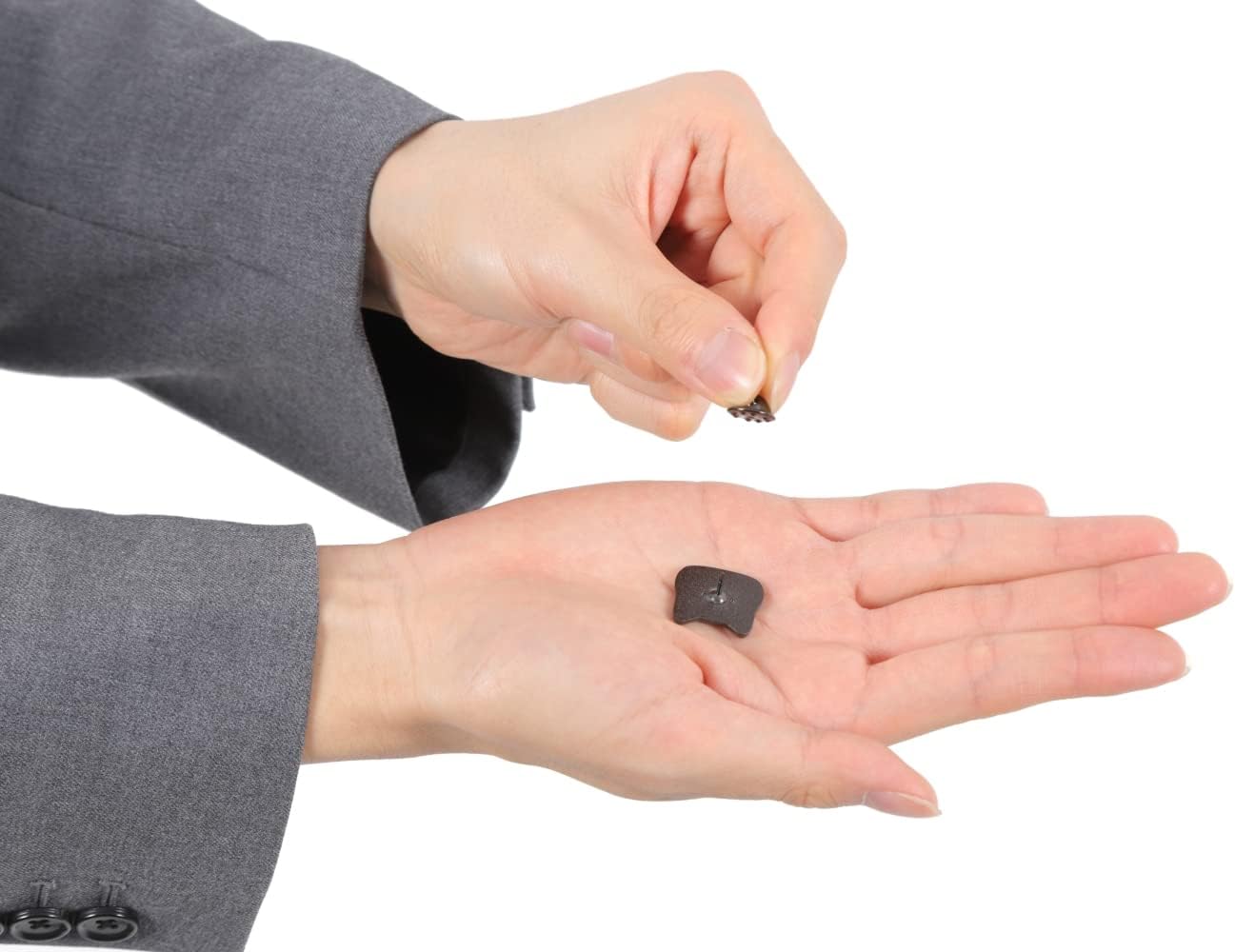 Amazon.co.jp: Don Flyee ピンバッジ ピンズ チベットスナギツネ