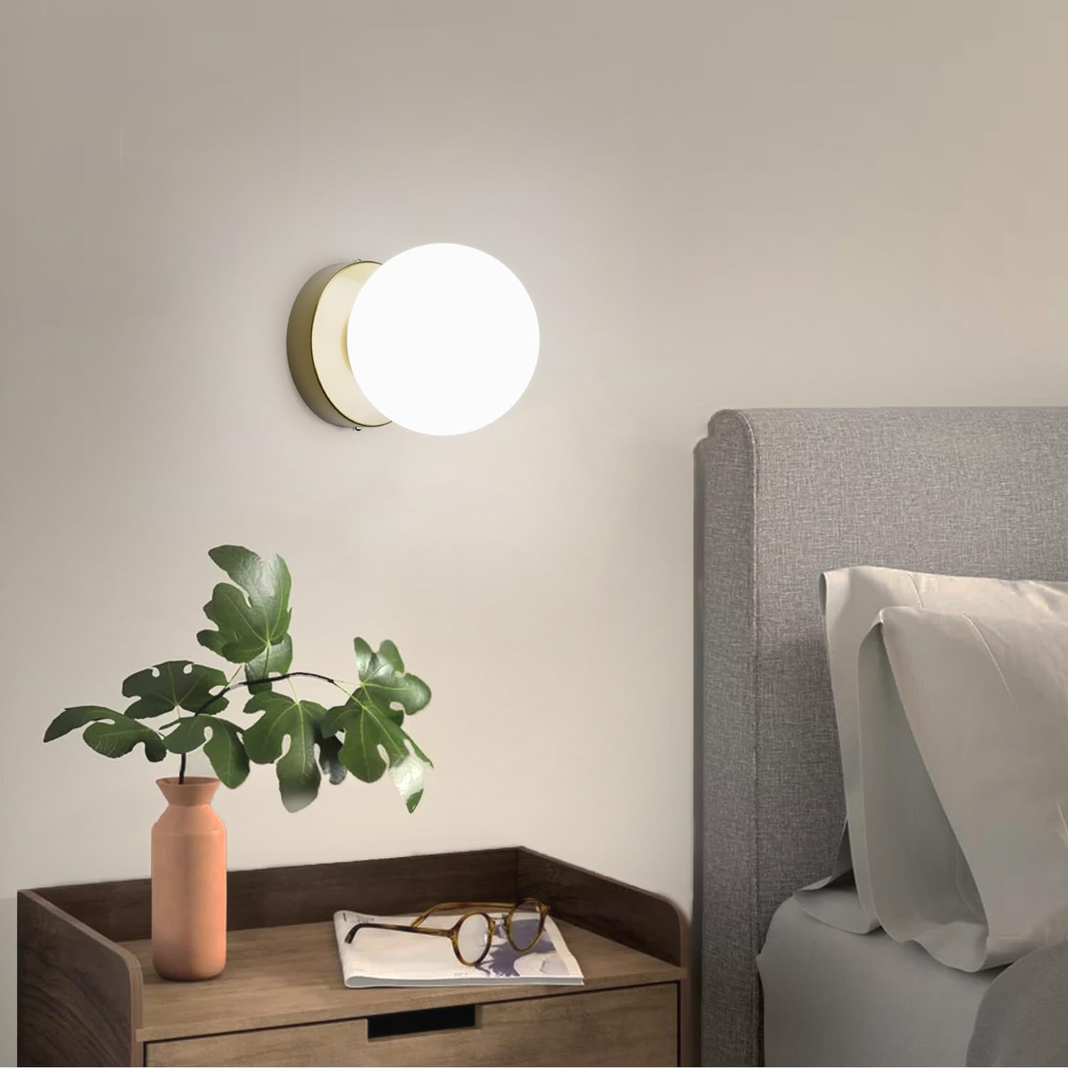 Globe Wall Sconces Set of Two Aged Brass Sconces Mid Century Wall Light Globe Glass Brass Vintage Wall Light for Bathroom Bedroom Hallway Living Room(G9 Base)