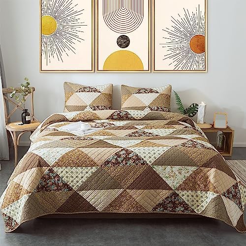 ANNA Z HOME & DESIGN Scarlett 3-Piece Quilt Set. 100% Cotton Fabrics and Filling. Hand-Made Patchwork. Real Pieced. Transitional Style. Pre-Washed and Allover Diamond Quilting. (Yellow, King)