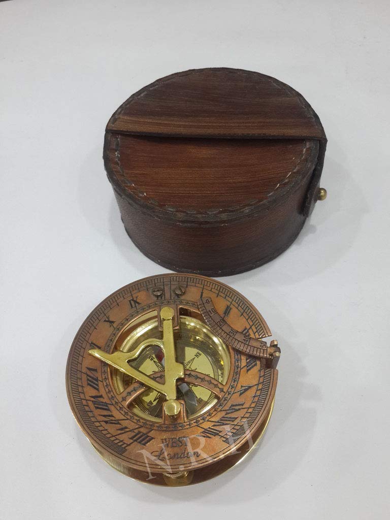 Bussola in rame con base in ottone West London, con custodia in pel