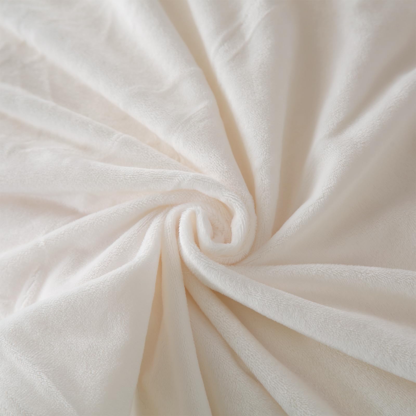 EMME Set Biancheria da Letto in Pile, 220 x 240 cm, Flanella Soffice, Set per Letto, Biancheria da Letto Morbida e 2 Fodere per Cuscino 80 x 80 cm, Colore Bianco
