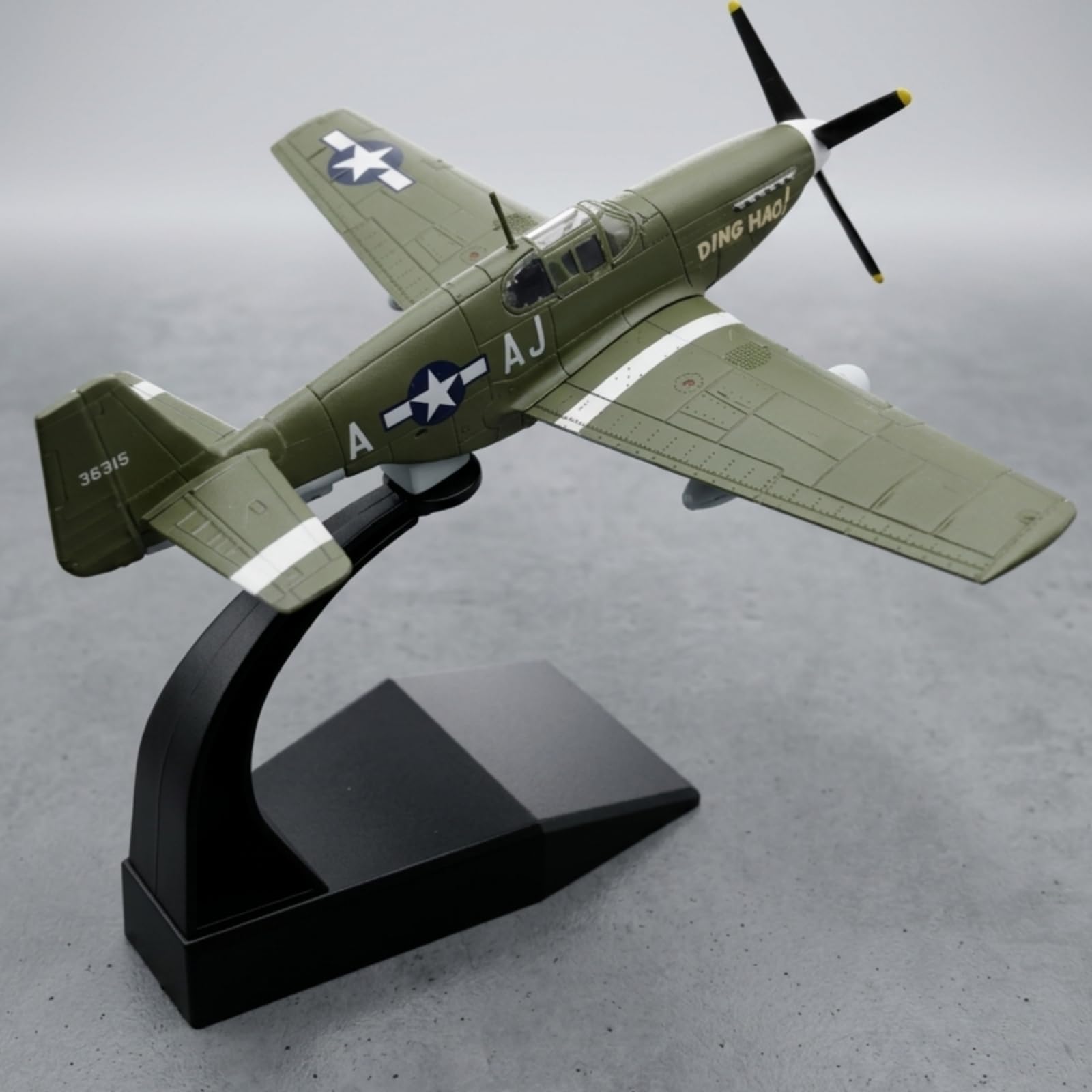 Modello Pressofuso Cavallo da Combattimento Simboli Stampati Aereo Militare in Miniatura Dettagliato per Collezionisti