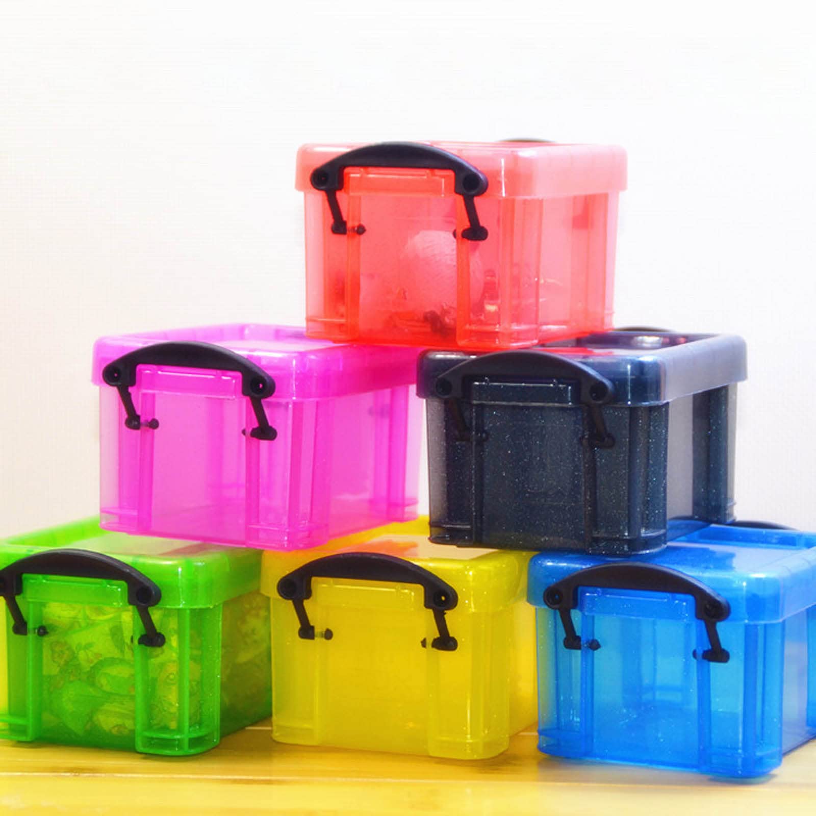 Clear Storage Box With Locking Lid Portable Jewelry Container For Pocket Purse Organizing Beads Small Items