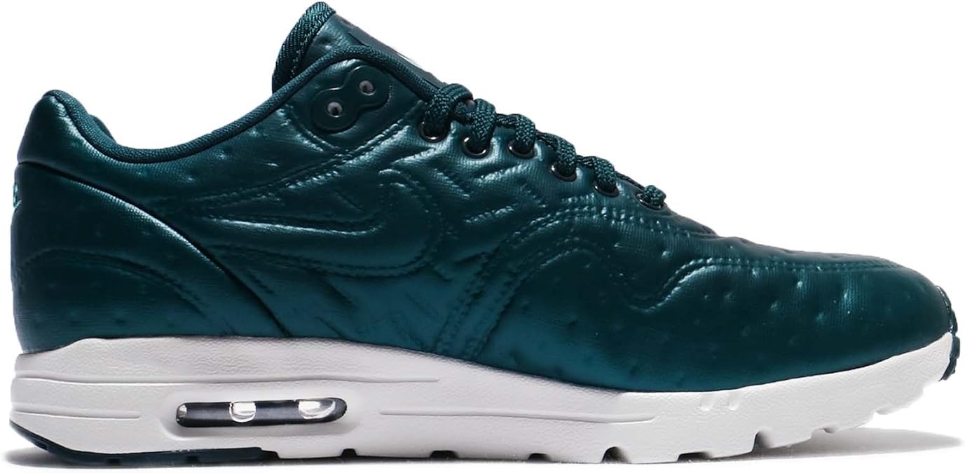 Nike Women's Air Max Excee Sneaker: Amazon.co.uk: Shoes \u0026 Bags