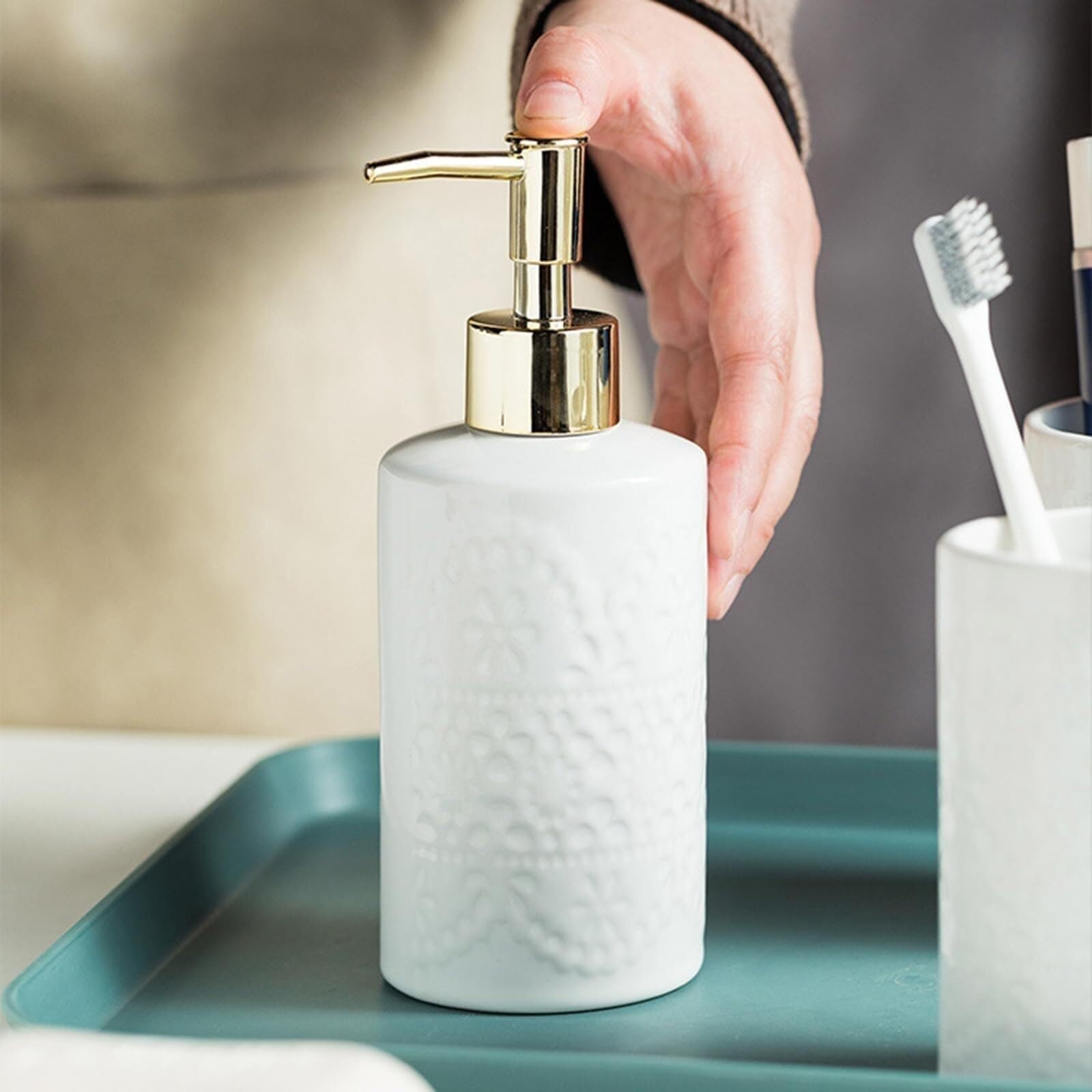 Set di accessori per il bagno Set di dispenser sapone e bicchiere for spazzolino da denti in ceramica appoggio for liquidi o lozioni costiere Arredamento per gli affittuari(Beige)