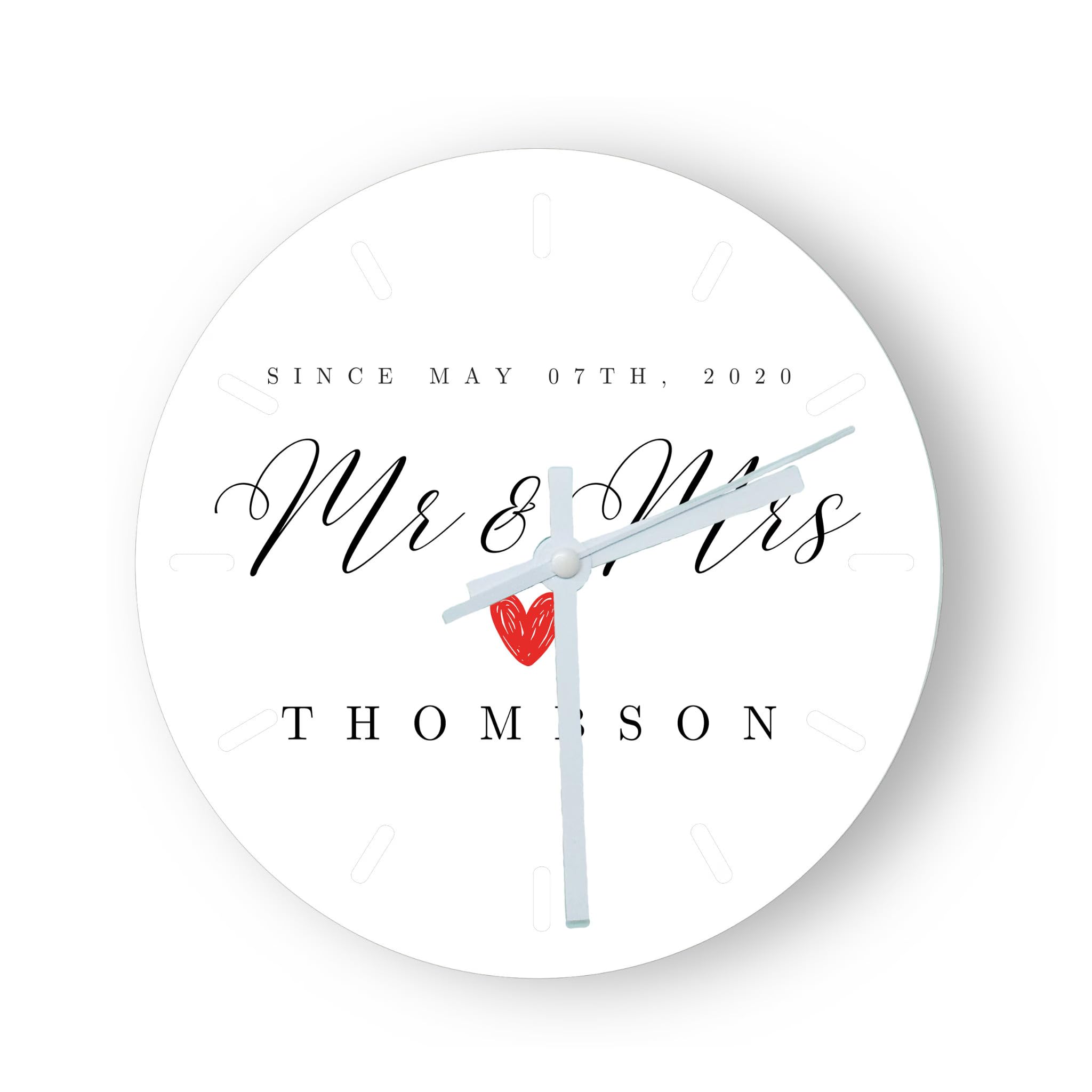 TheDogTagCo PERSONALISED Glass Clock, Mr & Mrs Design, Analogue Clock, Keepsake/Memento for Home/Office, Wedding, Bridal Shower Gift