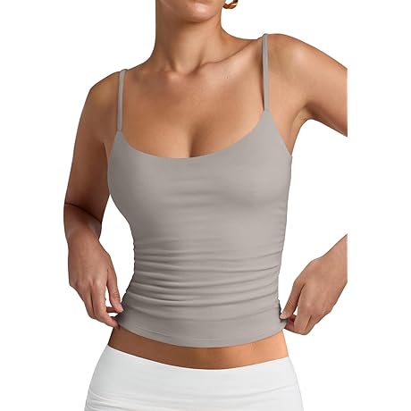Women's Seamless Scoop Neck Tank Tops