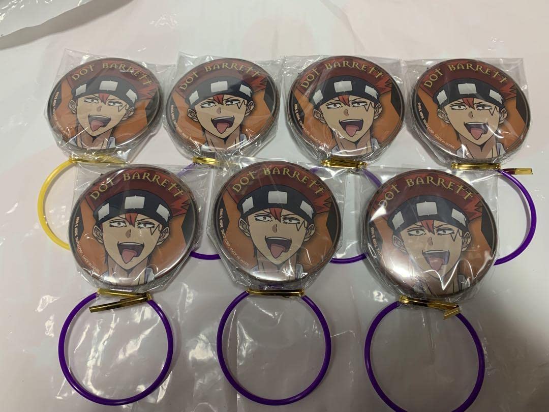 Dot Set of 8 Mushle Big Can Badges