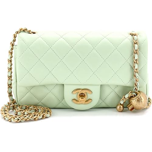 Chanel, Pre-Loved Pearl Crush Flap Bag Quilted Lambskin Mini, Green
