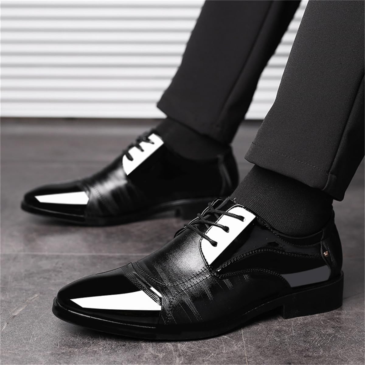 Men's Patent Leather Dress Shoes Lace-up Formal Oxfords Business Tuxedo Suit Shoes Black