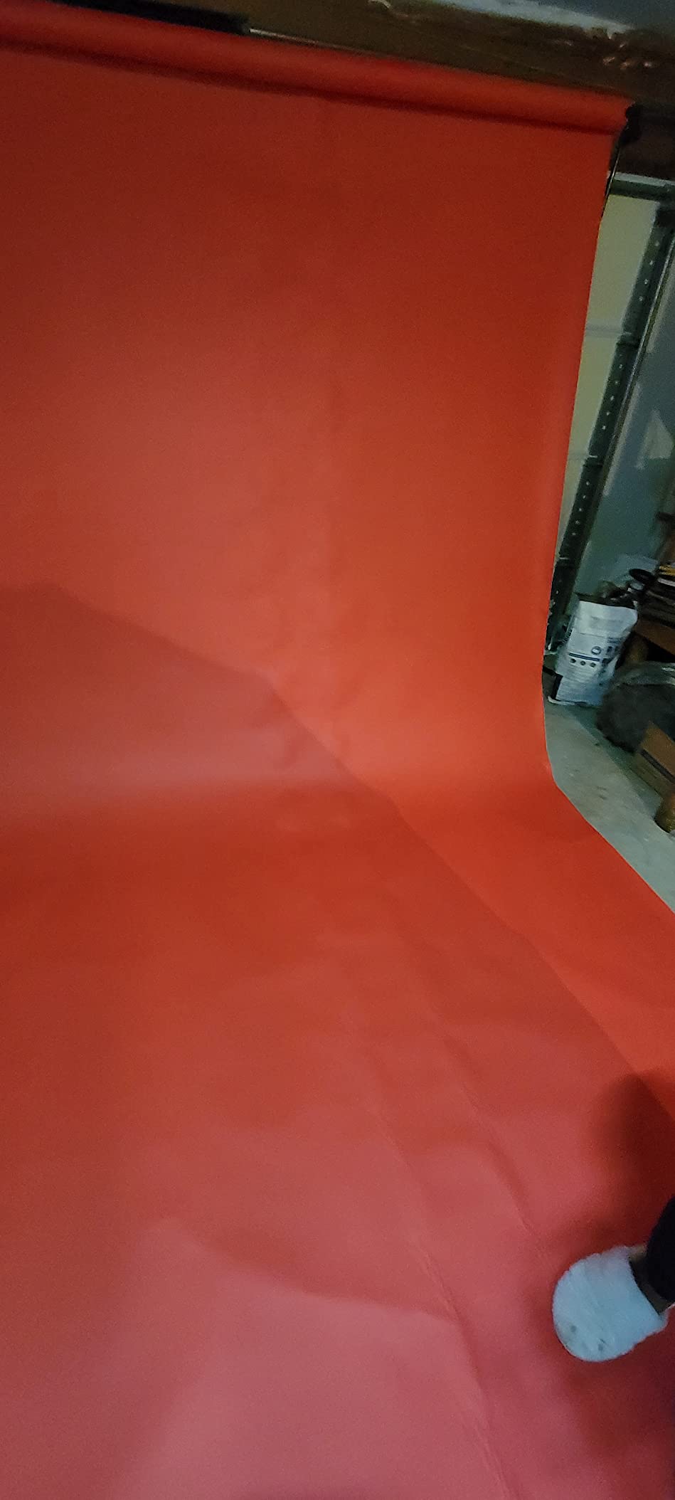 17/mo Finance Savage Seamless Background Paper 8 Primary Red (107