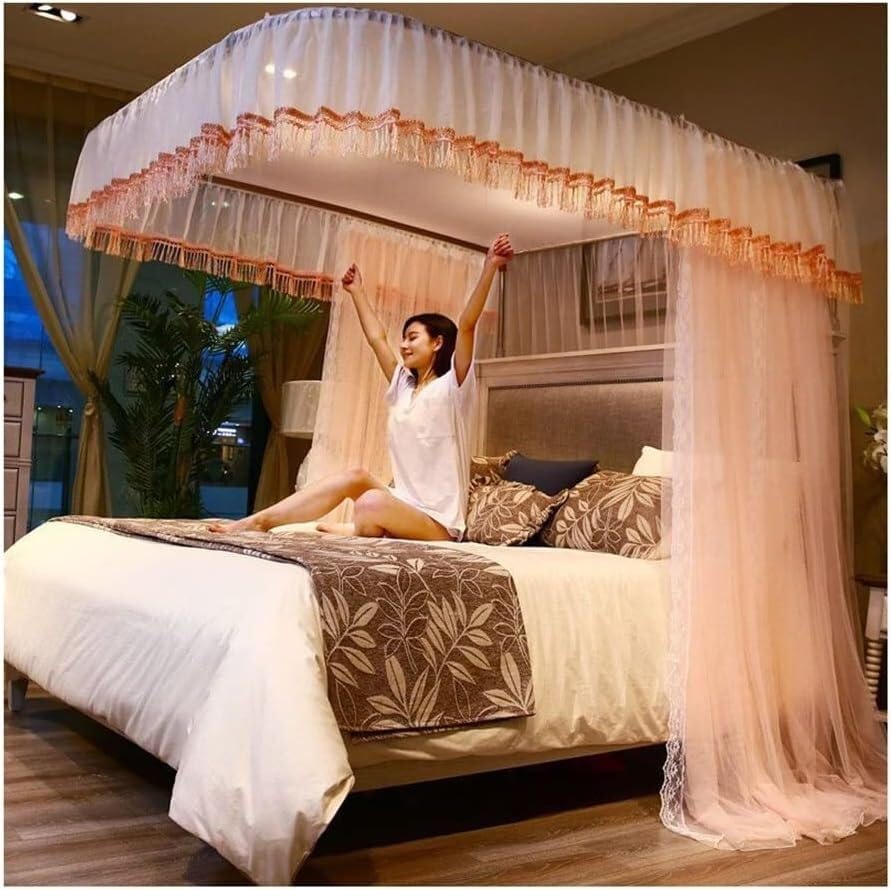 Moustiquaire de lit princesse pour sublimer la décoration de votre chambre d'adulte en été