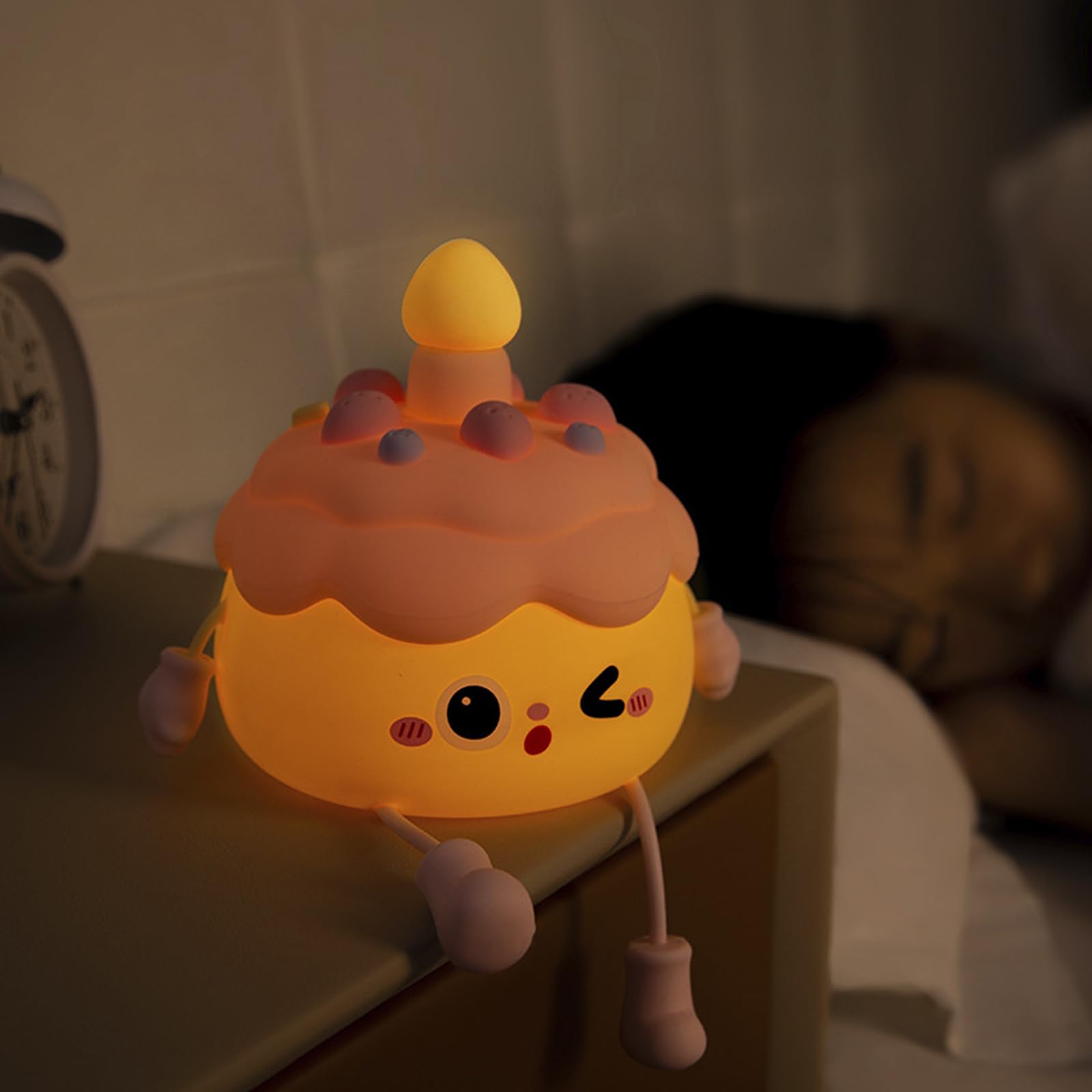 Lámpara de noche de pastel de cumpleaños para niñas, lindo regalo de vacaciones, recargable por USB, lámpara de noche de silicona suave, regalos de Navidad y Año Nuevo (pastel-rosa)