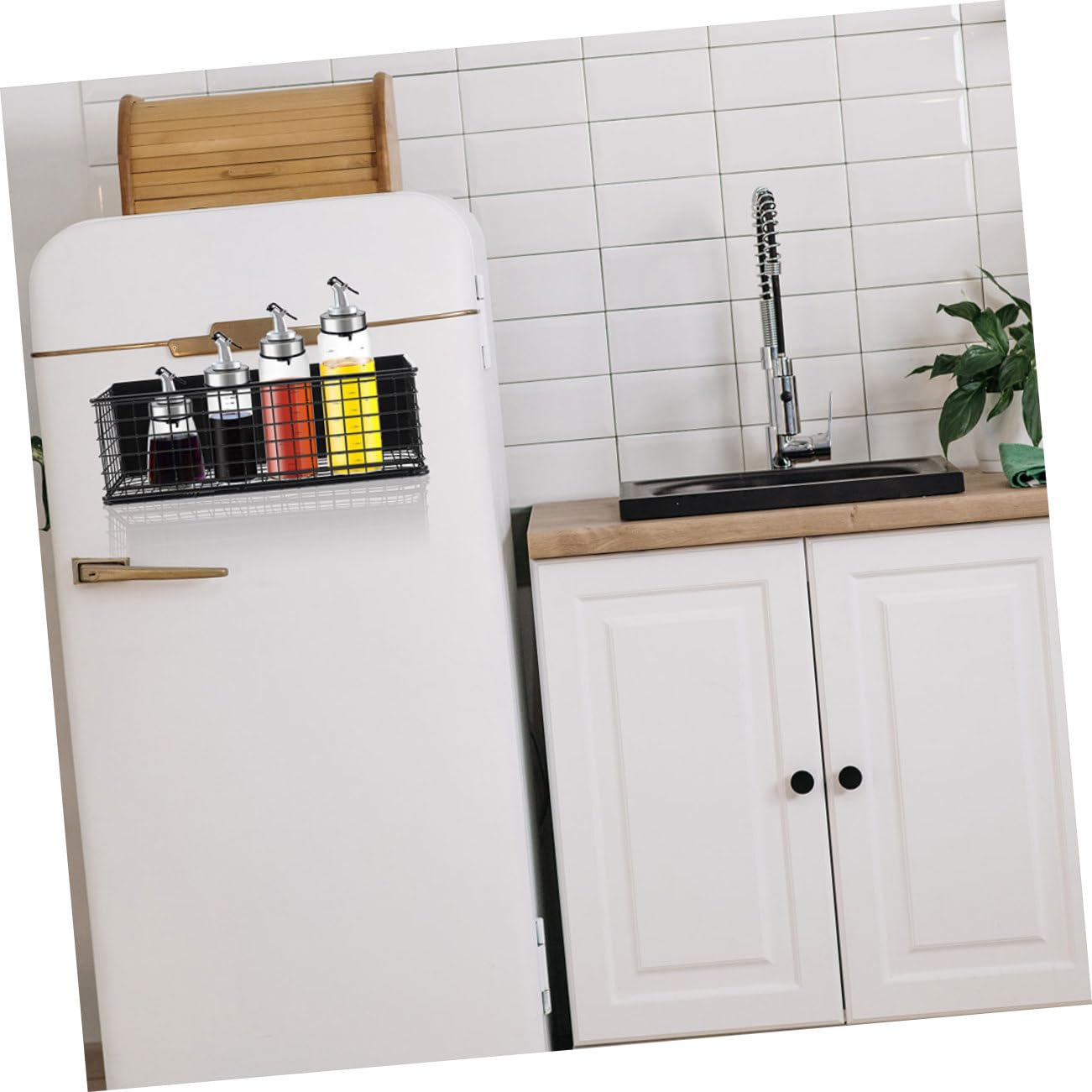 Cabilock 2piezas Estante Magnético para Refrigerador Nevera Diseño de Esquinas Redondeadas Resistente al Desgaste para Almacenamiento de Botellas y Frascos de Especias en Cocina o Comedor