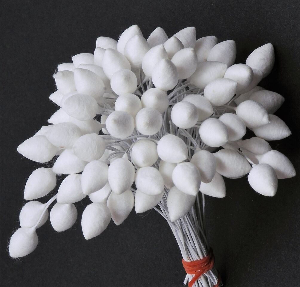 Artificial Rose Buds 8 MM for Party Décor -100 Pieces