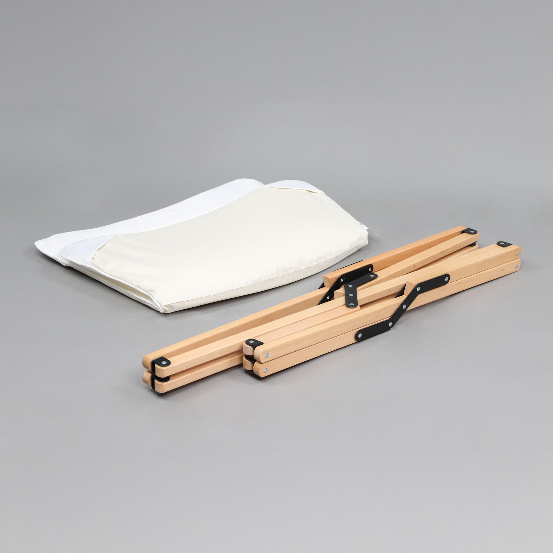 Rebecca Mobili Poltrona da Regista, Seggiola da Esterno, Marrone Bianco, Legno Poliestere, Sedia Pieghevole, con Sacca per Trasporto, per Giardino Camping - Misure HxLxP: 84 x 69 x 74 cm - Art. RE7184